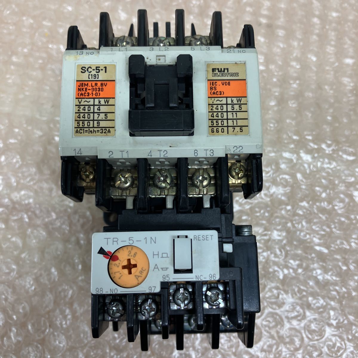 Fuji 富士電機 SC-5-1 電磁接触器 マグネットスイッチ TR-5-1N サーマルリレー E-504