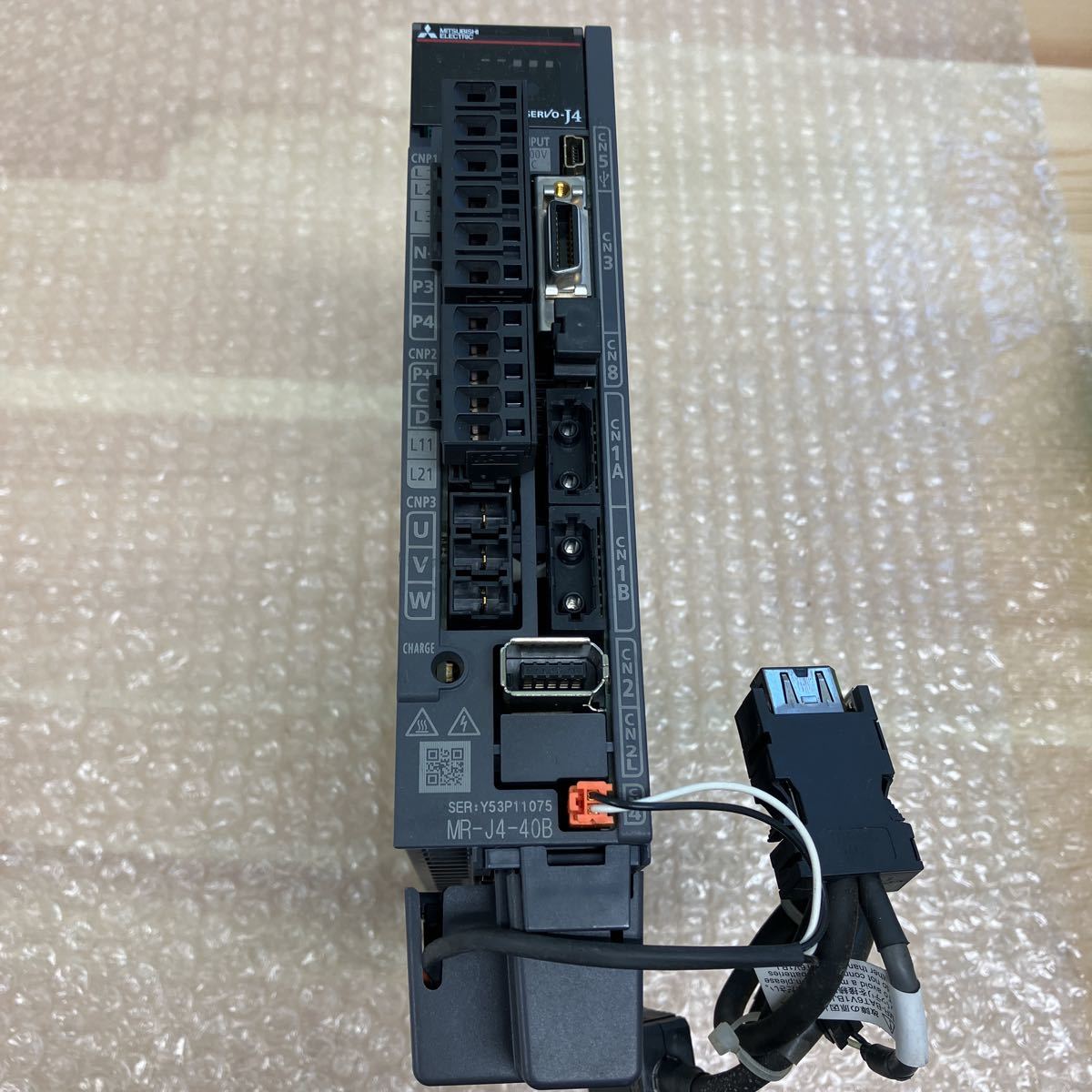 三菱電機 サーボアンプ MR-J4W2-77B 富士電機 キーエンス オムロン