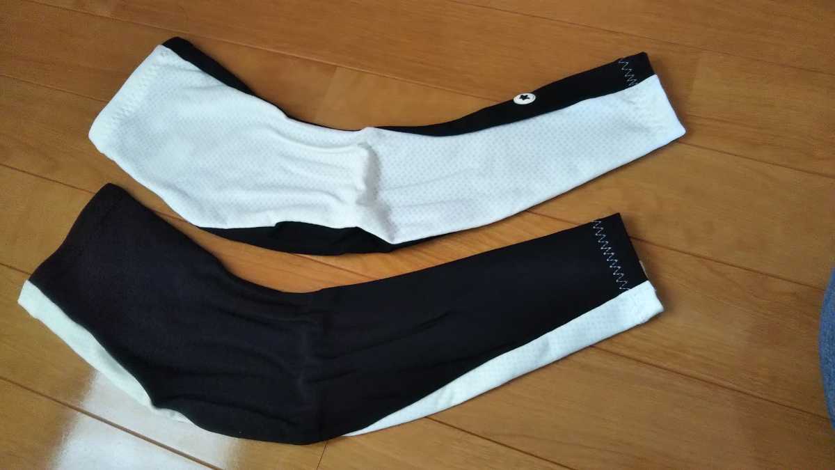 50％OFF】 Assos I Size Panther アソス アームウォーマー 白 White S7 armwarmers  armWarmers_s7 ウォーマー、カバー