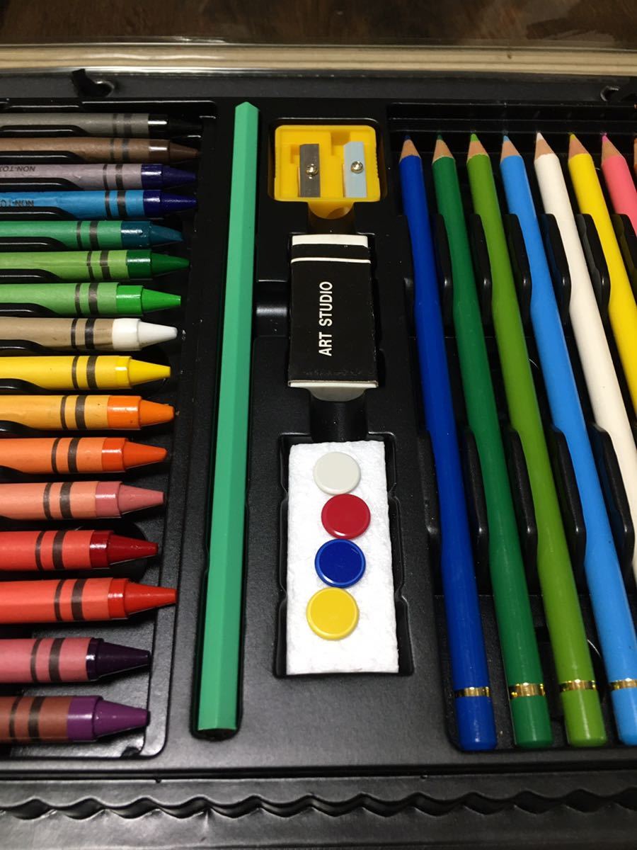  art set crayons color pencil 