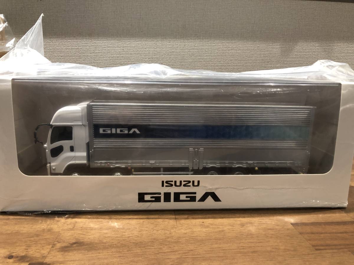 Yahoo!オークション - いすゞ ギガ ISUZU GIGA 1/43 ダイ Yahoo!オークション - いすゞ ギガ ISUZU GIGA 1/43 ダイ
