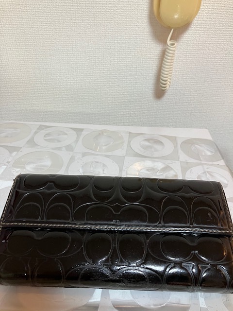 ＣＯＡＣＨ 長財布 ロゴ エナメル ブラックの画像2