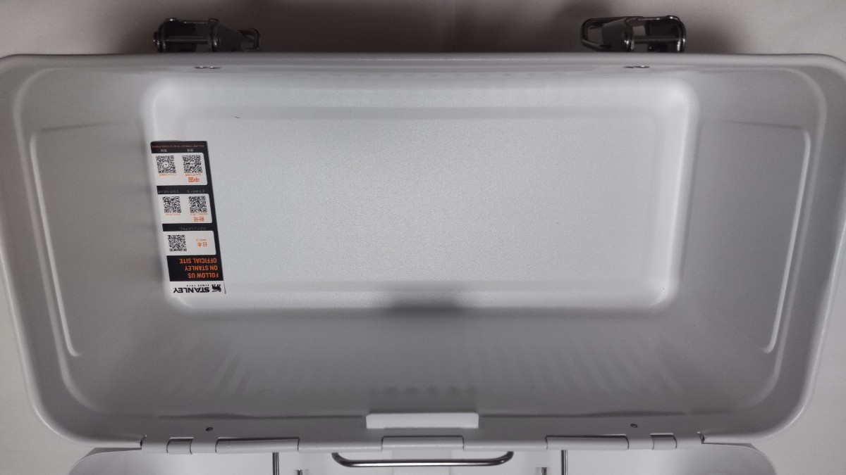 新品未使用】スタンレークラシックランチボックス9 5L ホワイト 新品未使用】スタンレークラシックランチボックス9 5L ホワイト