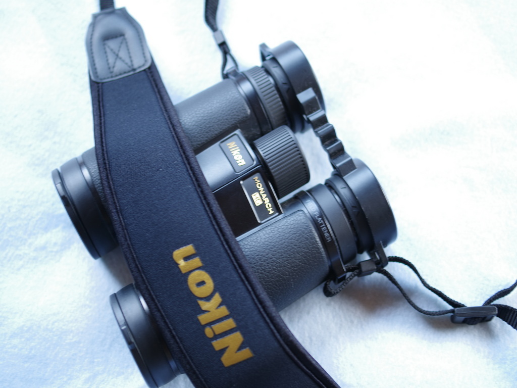 Nikon 双眼鏡 モナークHG 8X42 8倍42口径 MONARCH HG 8X42