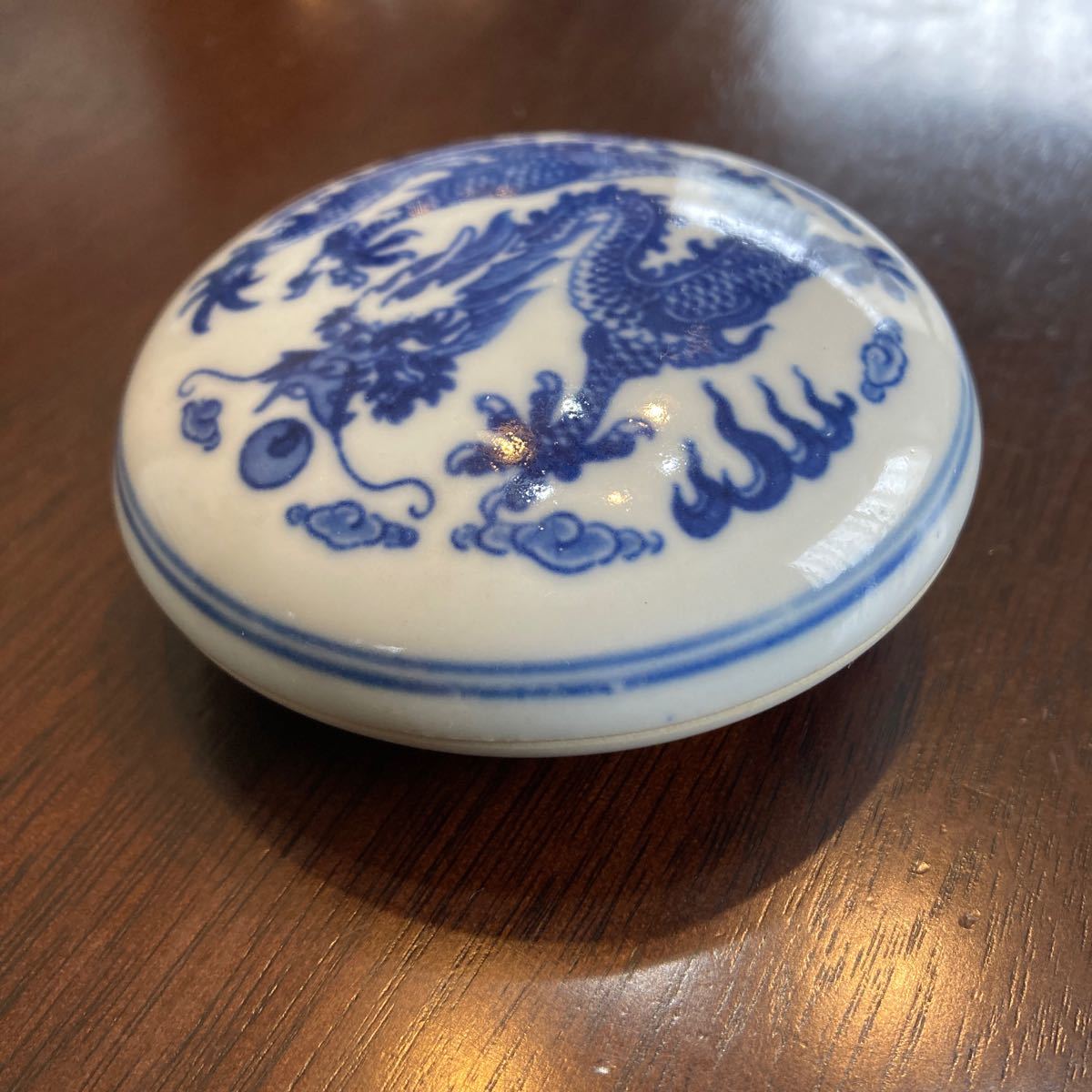 アメリカ通販ファッション 値下げしました❗️染付香合 工芸品