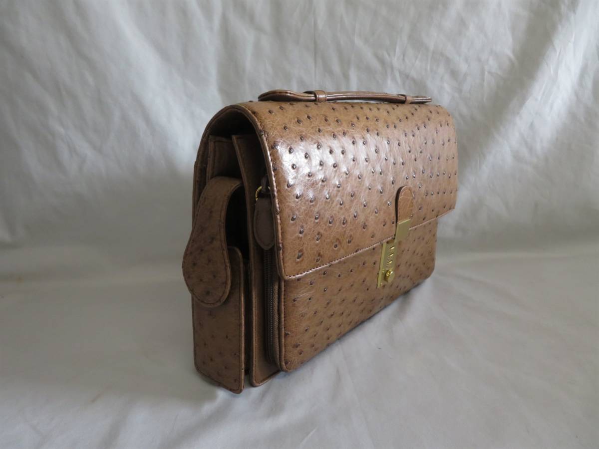 [ Aichi магазин ] Ostrich ручная сумочка мужской ширина 32cm× высота 21cm Brown soft руль портфель 