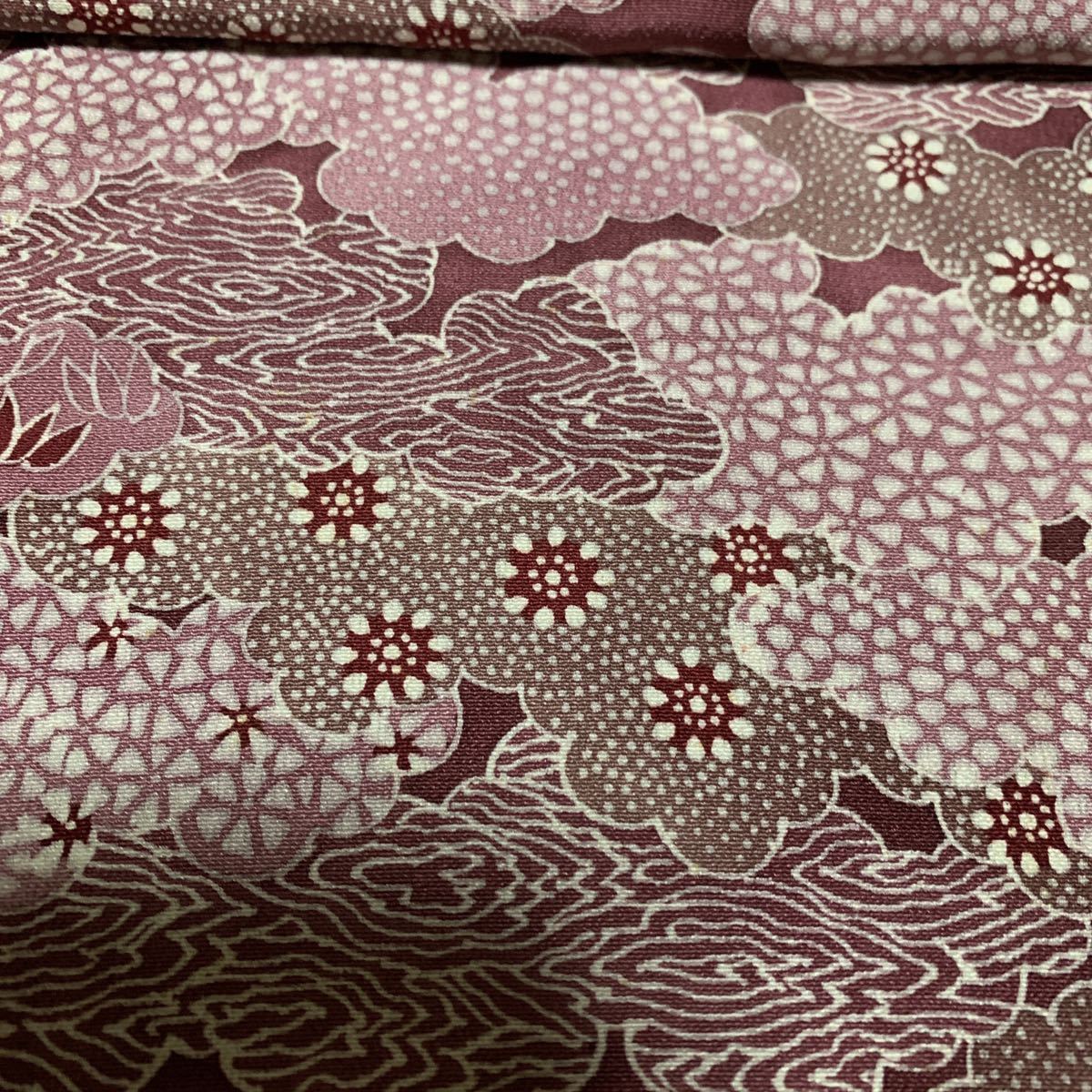  silk crepe-de-chine is gire approximately 35×80 small flower adzuki bean color fine pattern .. flap 