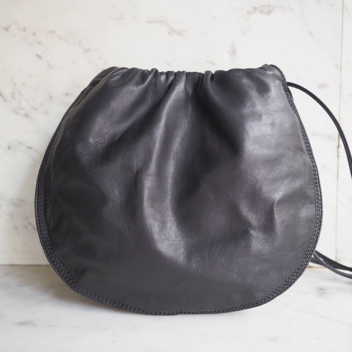 オールドロエベ LOEWE アナグラム ナッパレザー 巾着型 ショルダー