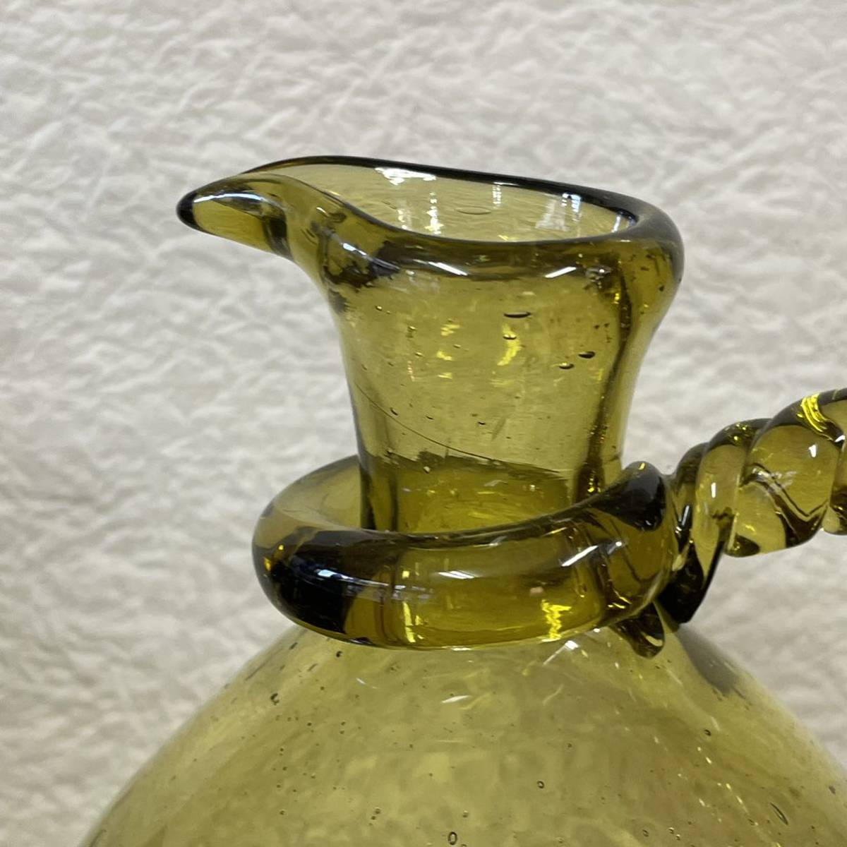 手作りガラスの水差し ジャグ ピッチャー 花瓶 花器 高さ17cm