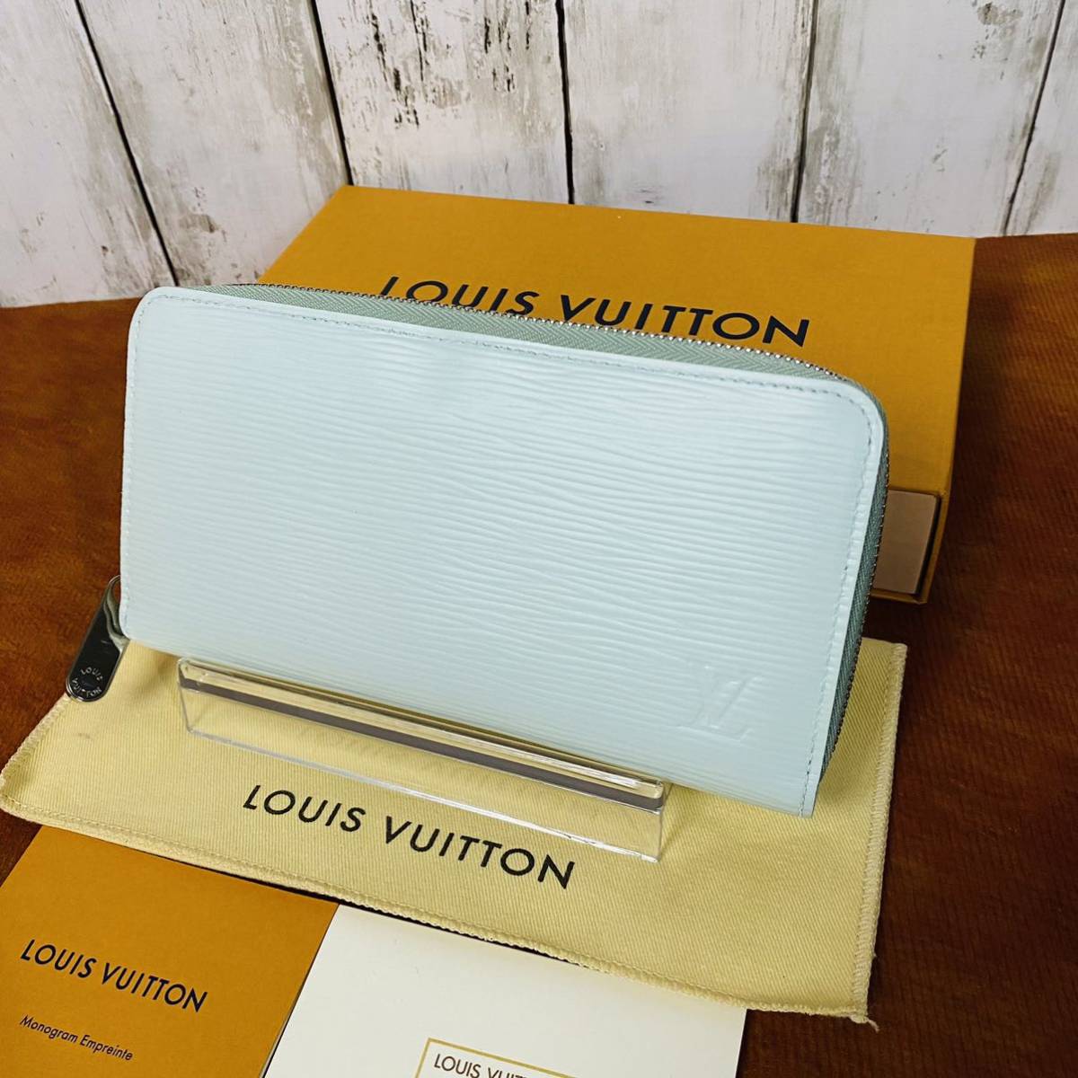 1円【極美品・箱袋付・激レア】ルイヴィトン LOUIS VUITTON エピ