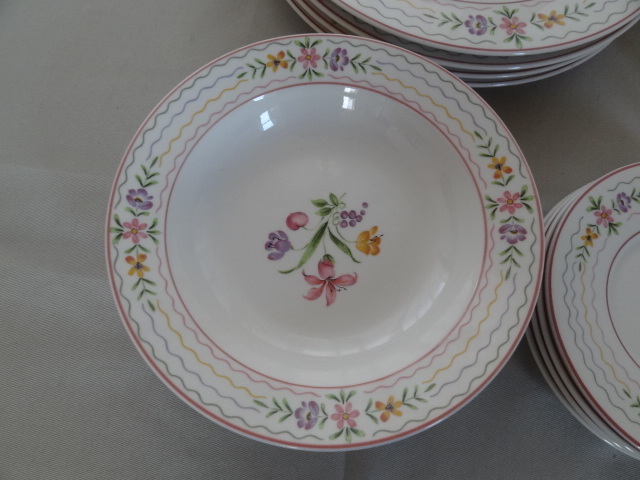 ●Dinnerware 洋食器 SEMI PORCELAIN 4人分 20点セット TM inter national 未使用●