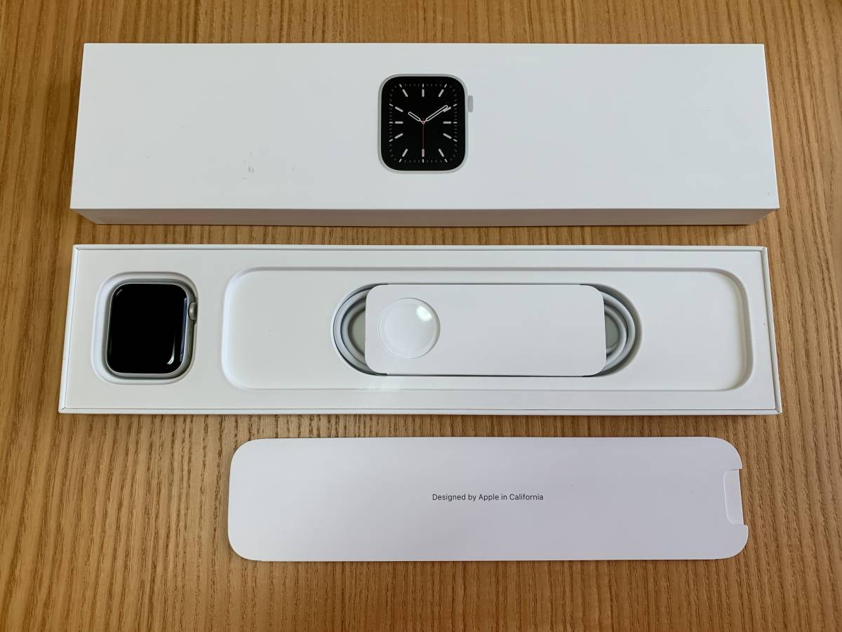 美品】バッテリー95% Apple Watch Series 6 本体 GPS 40mm シルバー