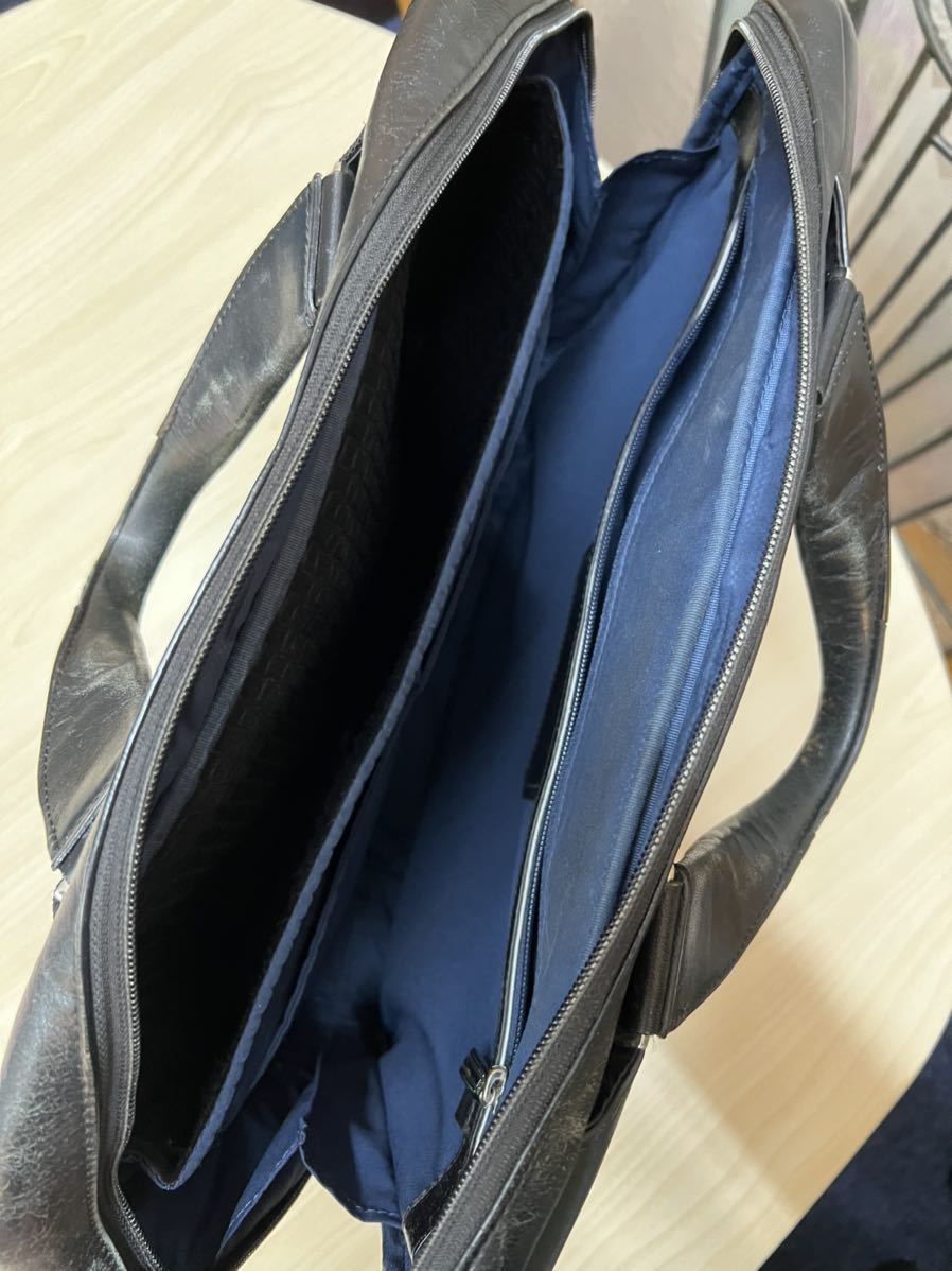 TUMI トゥミ キャリーケース PCケースバック - 通販 - guianegro.com.br