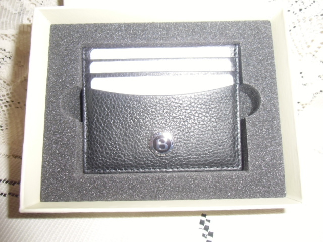 ★BENTLEY カードケース（7枚）ブラック　皮革　7.5×9.5cm 新品★_画像6