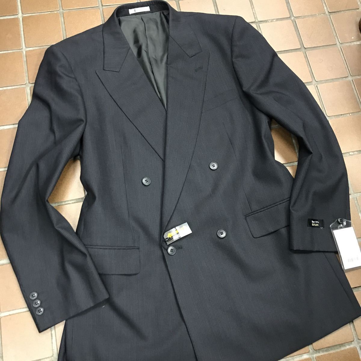 [ with translation ] extra-large size ARTEUOMO double-breasted suit / size 4XL AB8/ gray series stripe /super100no- Benz 2 tuck * hole equipped 