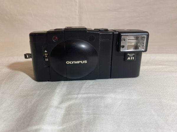 OLYMPUS オリンパス XA2 A11 コンパクトフィルムカメラ 動作未確認(オリンパス)｜売買されたオークション情報、yahooの商品情報をアーカイブ公開 - オークファン（aucfan