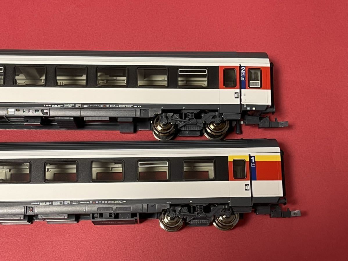 SBBスイス 1等車と2等車 (Roco製品) 鉄道模型 SBBスイス 1等車と2等車 (Roco製品) 鉄道模型