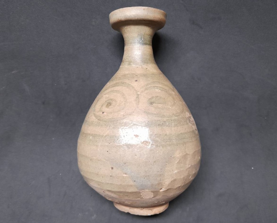中國元時代雲南省玉溪窰元青花/ 染付盤口玉壺春瓶唐物| paradaabogados.com