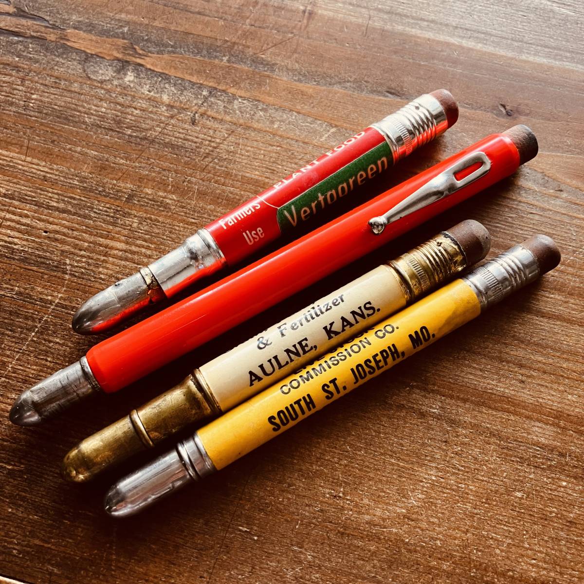 今ならほぼ即納！ USA広告付バレットペンシル4本 vintage Bullet pencil