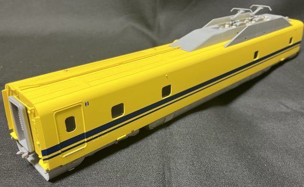 【HO ドクターイエロー 923-3002 (2号車/モーター車)】 JR西日本 923形新幹線電車3000番台 T5編成 エンドウ