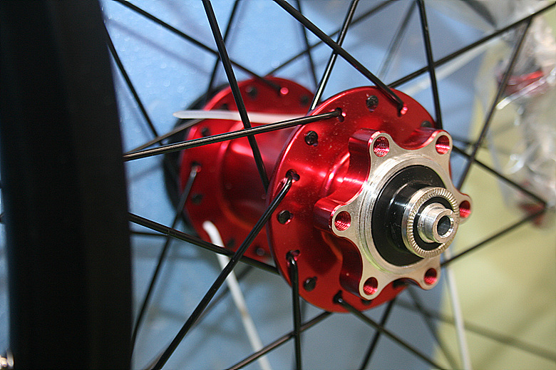 PASAK MTB 29er 700C 軽量 KT F:2 R:4テーパーベアリングハブ ディスク PASAK MTB 29er 700C 軽量 KT F:2 R:4テーパーベアリングハブ ディスク