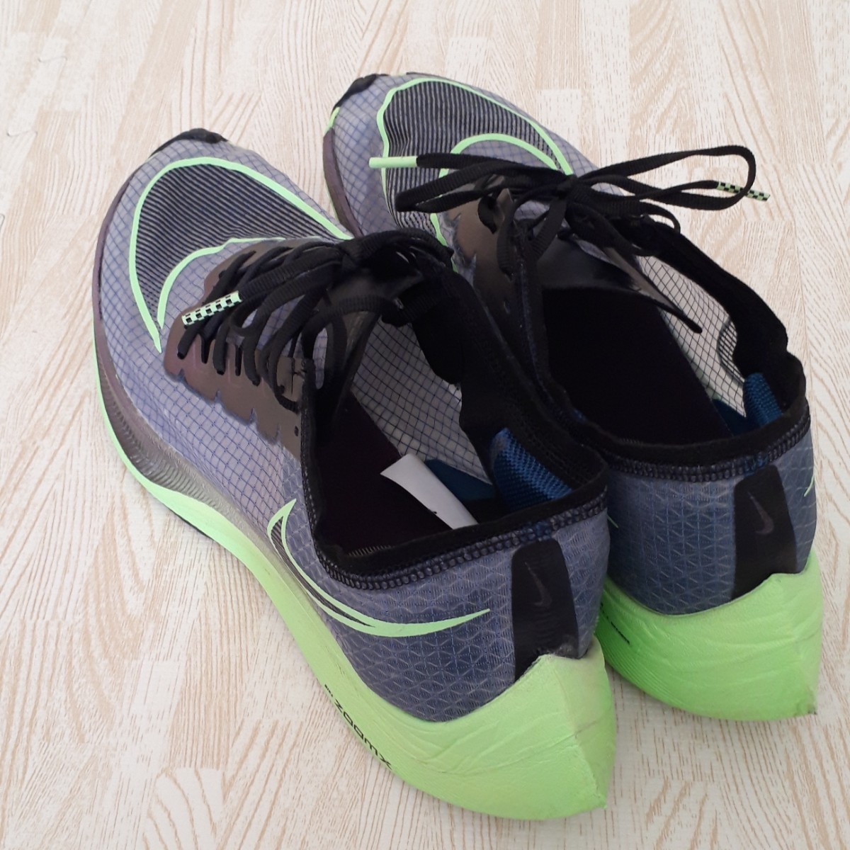新品➕オマケ付】初代NIKEヴェイパーフライNEXT% 27.5cm-