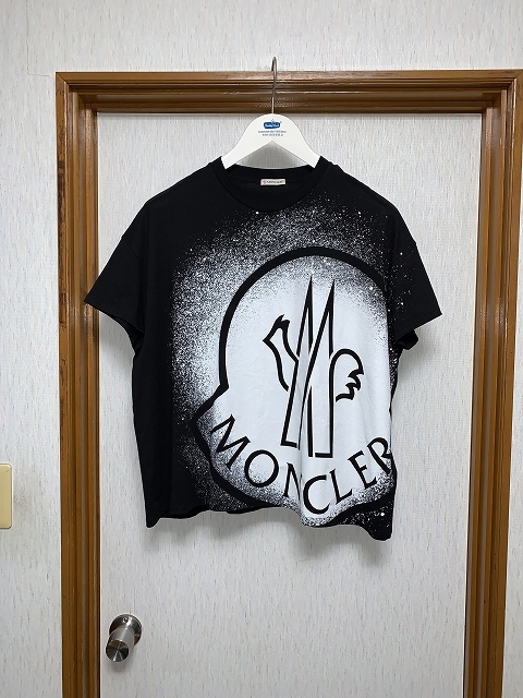 お待たせ! L 美品 モンクレール Tシャツ ビッグロゴ MONCLER 2021