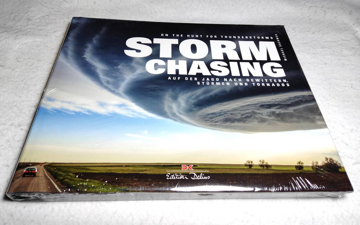 ＜洋書＞ストームチェイサー　嵐を追って　写真資料集『STORMCHASING: On the Hunt for Thunderstorms』ストーム・チェイシング_画像1