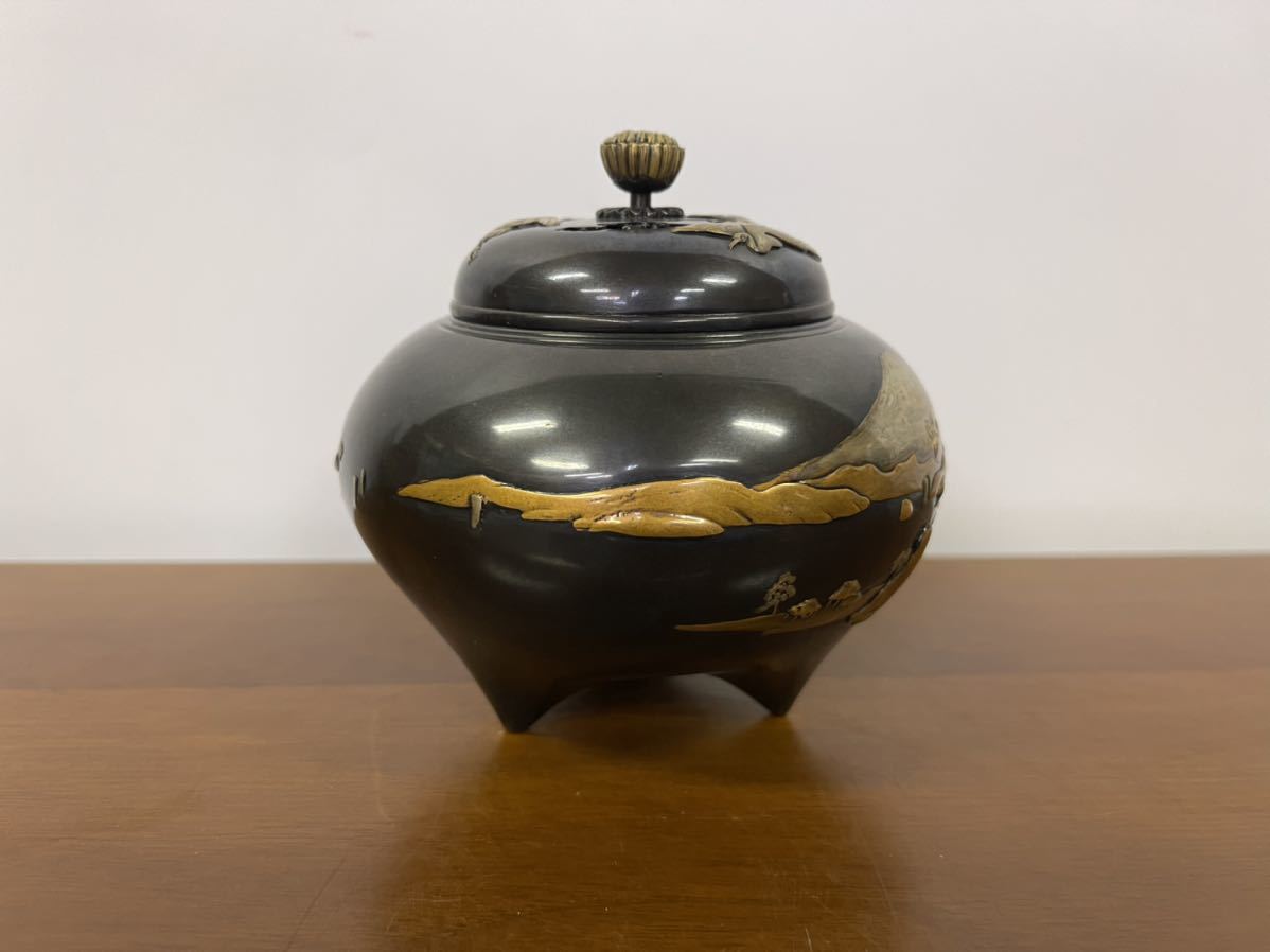 美品】日展工芸家 金工師 村田宏作 蝋型鋳銅 金銀象嵌富士山水図香炉
