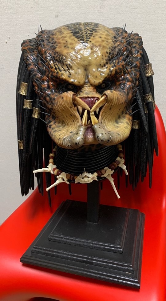  Predator life-size 1:1 head PREDATOR the truth thing large model accessory attaching Pro p mask mask life size Alien super rare goods 