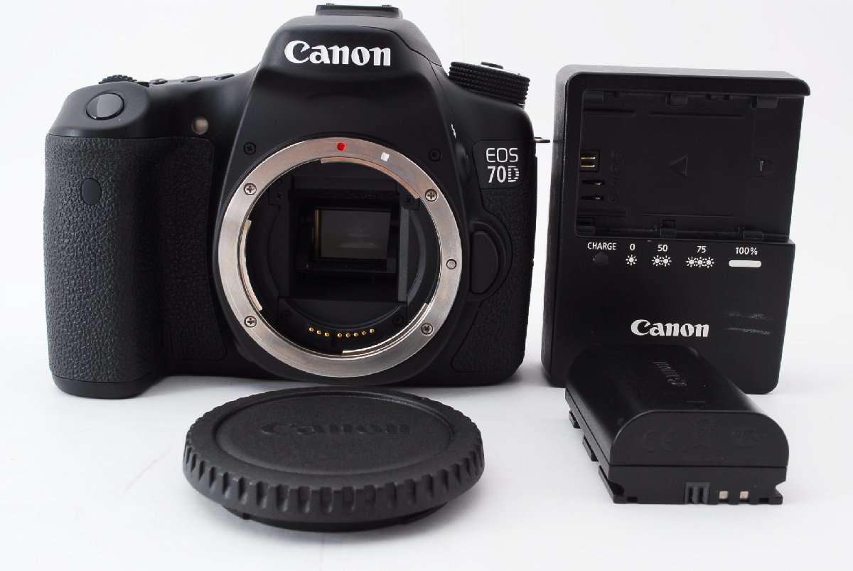 美品 Canon キヤノン EOS 70D ボディ シャッター回数200回のみ