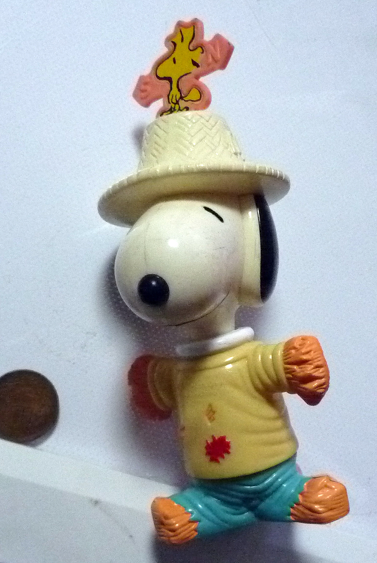 * Snoopy. straw hat *2003 year 