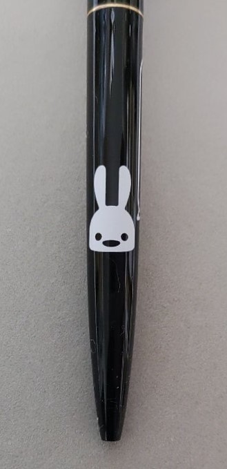 2019限定品 非売品 CUNE「CUNEの展示会で発注した商品です」という商品名のボールペン 黒 プリント 口開きCUNEウサギ 全長約14cm※未使用品の画像6