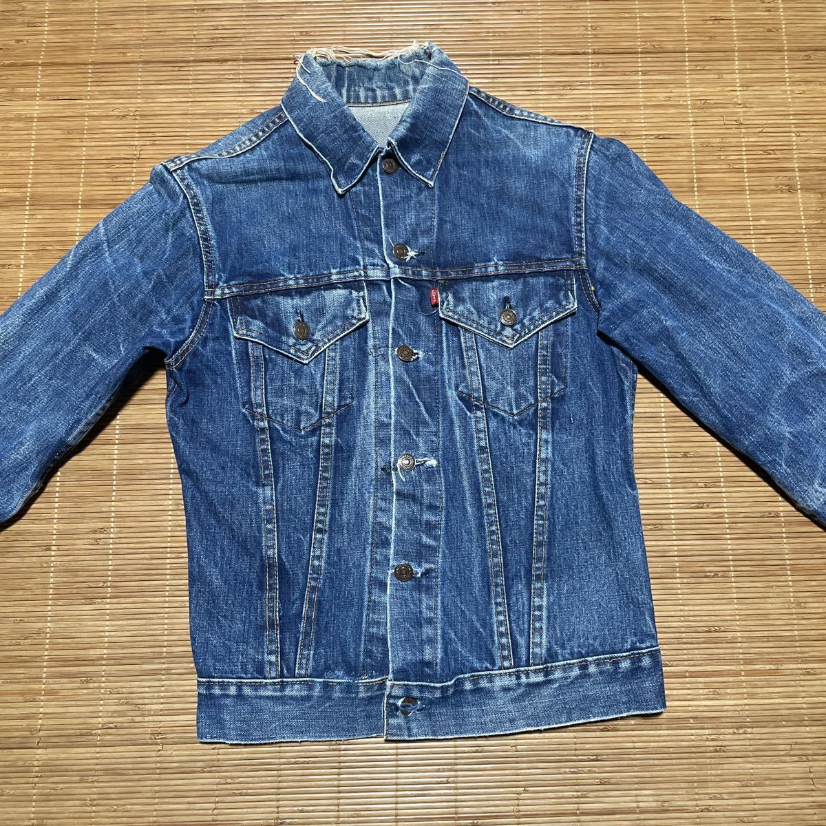 LEVI'S リーバイス BIG E ボタン裏 526 刻... - ヤフオク!
