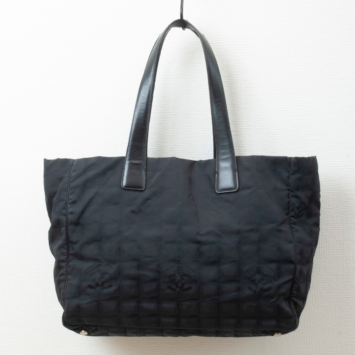 【良品】CHANEL (シャネル)ニュートラベルライン MM トートバッグ ブラック 黒 レディース 中古 used ブランド