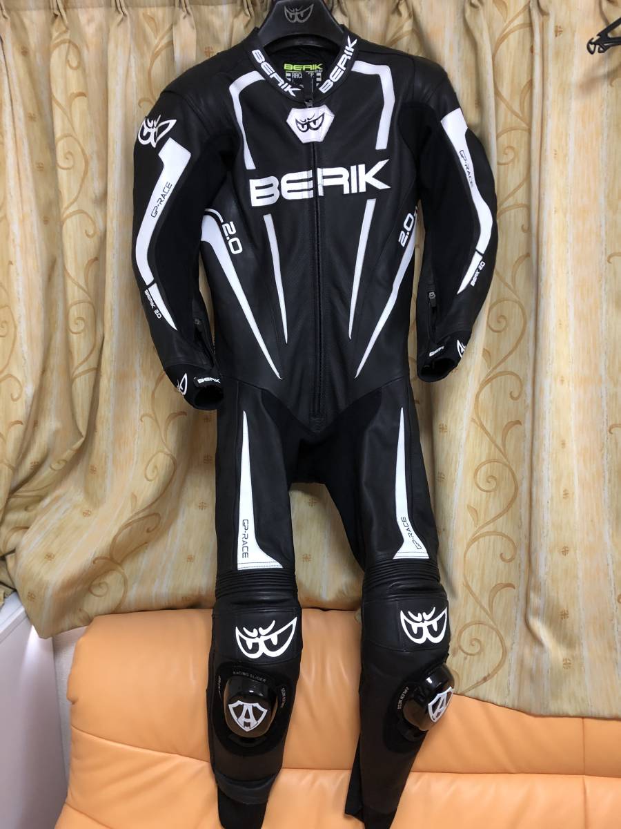 ベリック レーシングスーツ LS1-17-1334-BK BLACK 50サイズ日本Lサイズ MFJ公認 美品 脊椎、胸パッド付き 