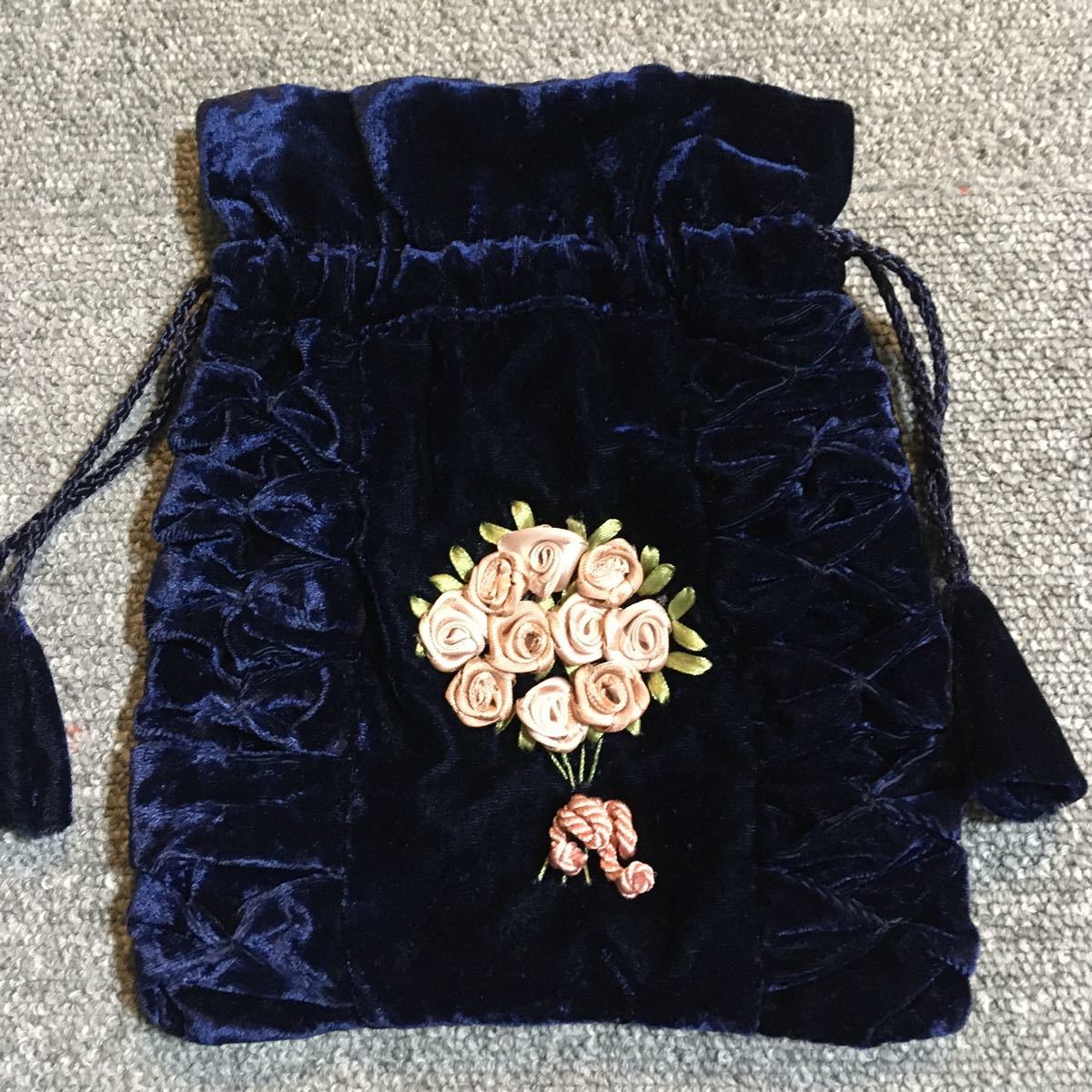 正規品 刺繍 ベルベット 巾着袋 thebrazilian.co.uk
