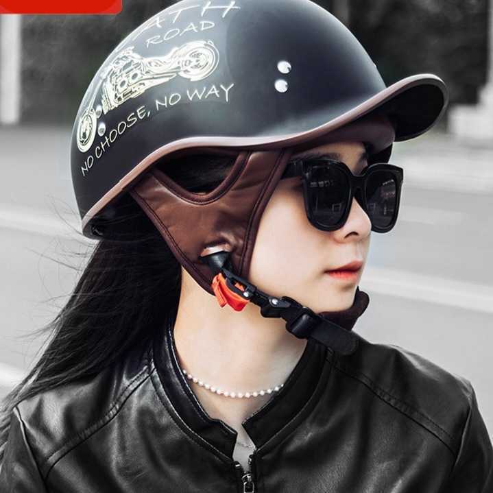 週末限定タイムセール》 ダックテールヘルメット バイザー付 ホワイト 半帽 キャップ型 半ヘル