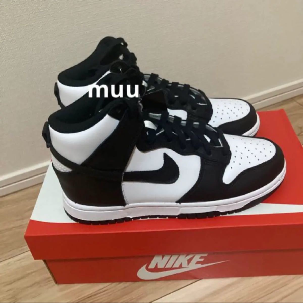 Nike WMNS Dunk High Black and White