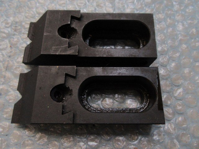 TJ220666　トウアジャストクランプ2個 ナベヤ(ERON) TAC1 