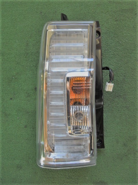 爆安タントカスタム LA600S RS TOKAIDENSO ダイハツ LED 左 Tanto