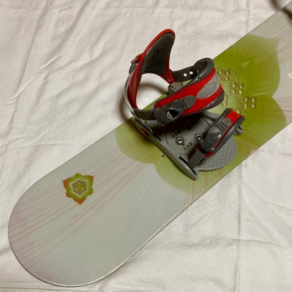 国内配送】【国内配送】140cmスノーボード ビンディング2点SET ボード