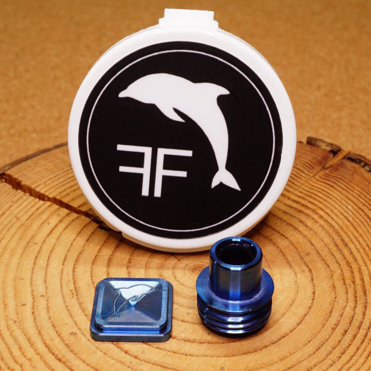 ■Friendly Flipper｜V2 FFlush Flipper2 SQUARE Button & Tip set TITANIUM - Dark Blue for Billet Box [Authentic] 新品・未使用 Vape_画像1