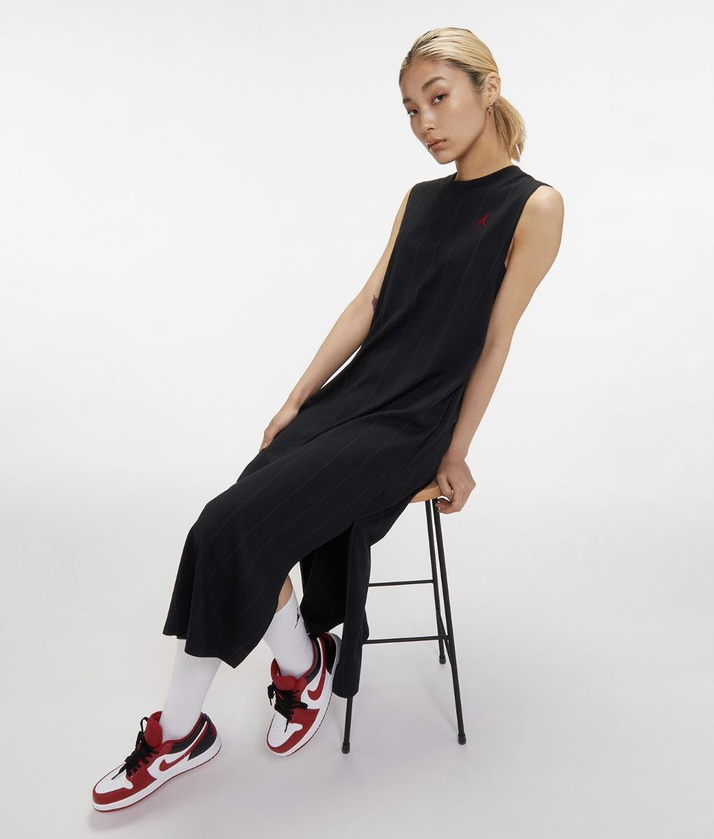 XS マキシワンピース ロングワンピース 新品 定価10230円 XS マキシワンピース ロングワンピース 新品 定価10230円