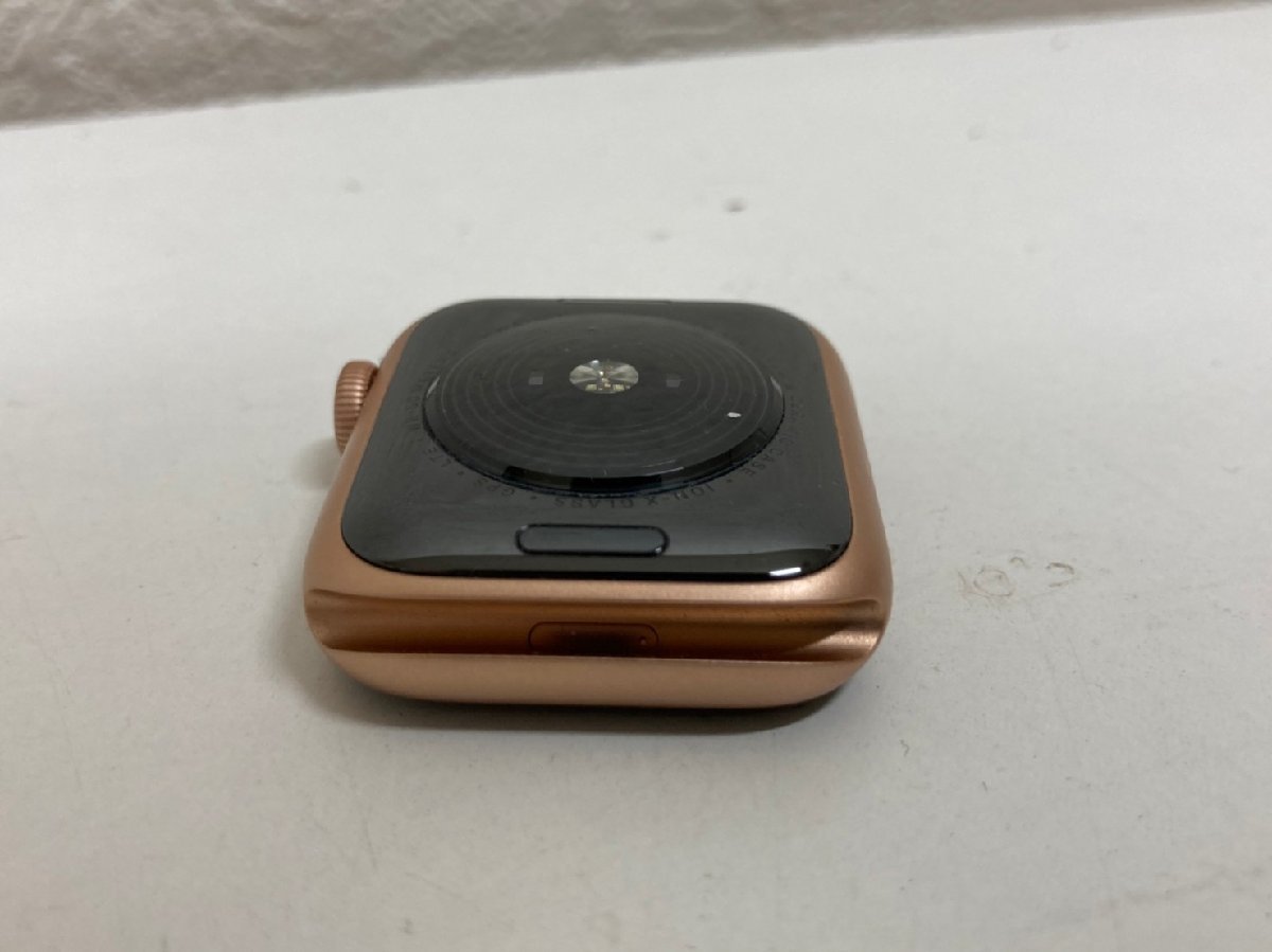 お気に入りの Apple Watch SE 40mm Gold GPS + Cellular agapeeurope.org