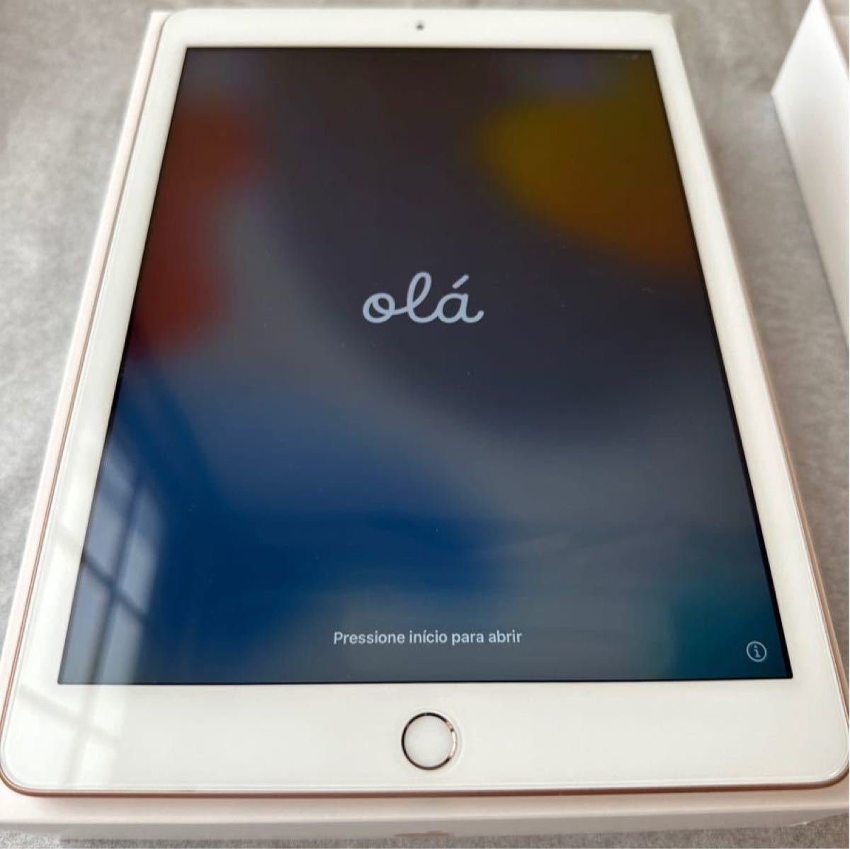 極美品 iPad 第6世代 128GB ゴールド Wi-Fiモデル GOLD｜PayPayフリマ