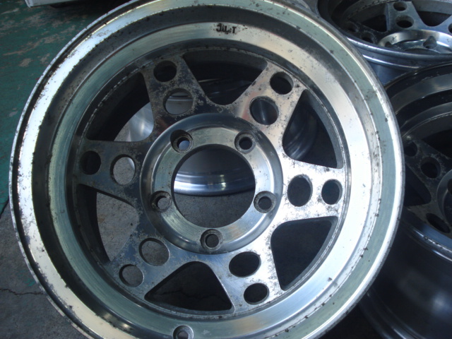 注目☆4WD ブリジストン アルミホイールZONA 4本☆ 8,5J-15 品