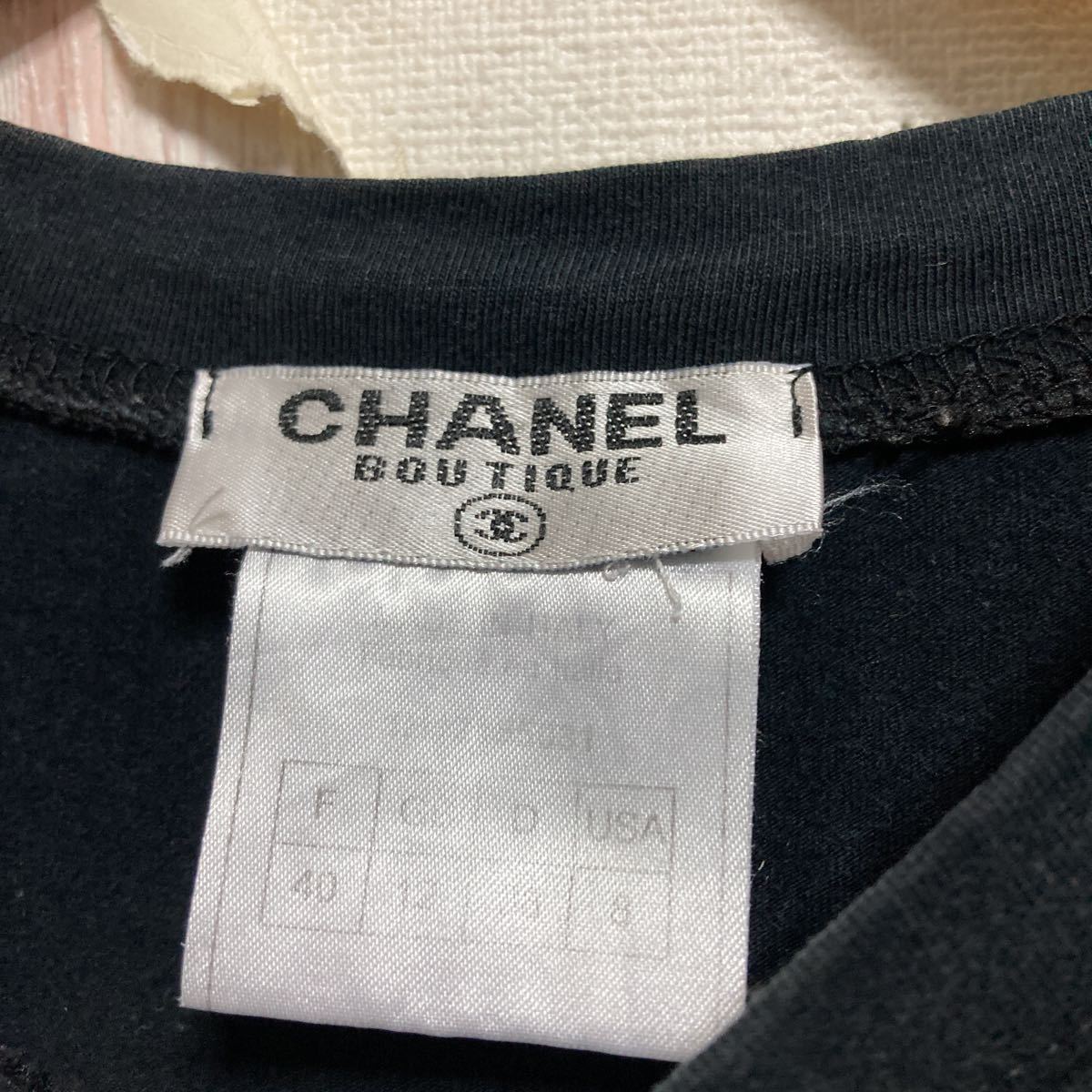 CHANEL シャネル 半袖Tシャツ size:40 ブラック ロゴ 221004(半袖T 限定特別価格 size40 「CHANEL」半袖 シャツ/ブラウス(半袖/袖なし)