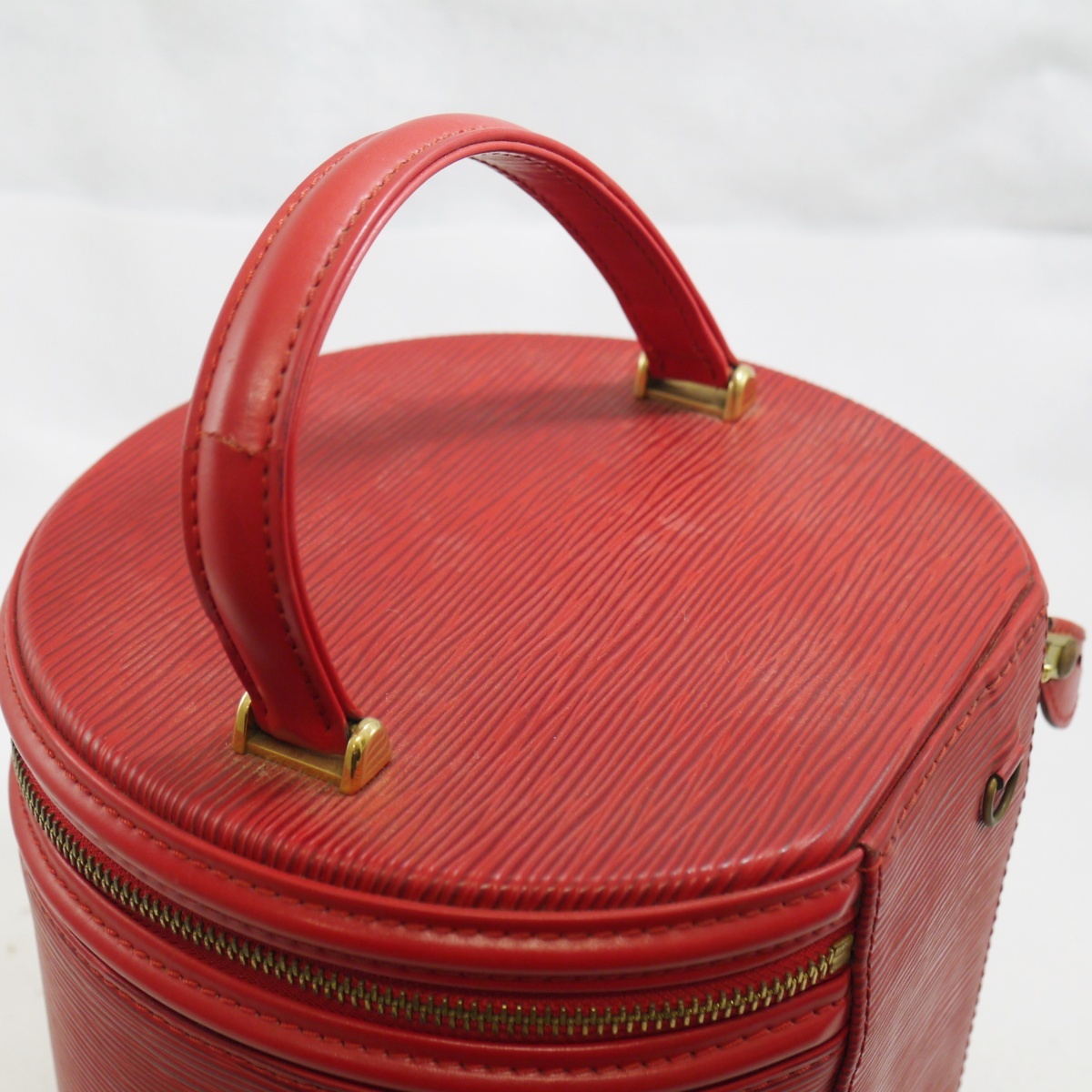 USED品・保管品 Louis Vuitton ルイヴィトン M48037 カンヌ エピ 赤