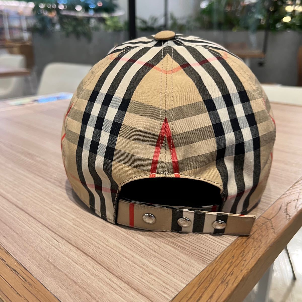Burberry モノグラムモチーフ アイコンストライプ ベースボール